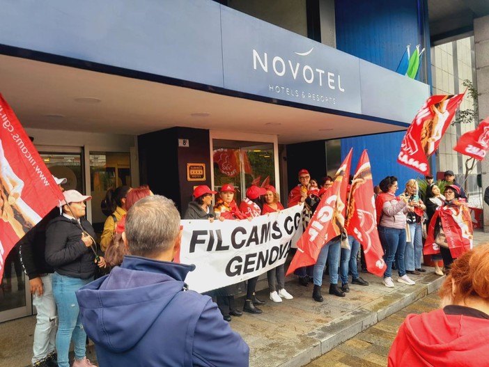 Licenziate perché hanno scioperato: domani il presidio davanti alla Prefettura Licenziate perché hanno scioperato: domani il presidio davanti alla Prefettura