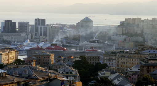 Traffici portuali, per Genova e Savona un agosto positivo rispetto al pre pandemia: +4,8% rispetto al 2019