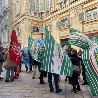Vertenza Moody, dipendenti senza stipendio: i sindacati incontrano la Regione