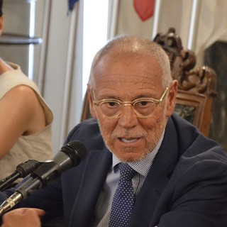 Torna in funzione la funicolare Zecca-Righi