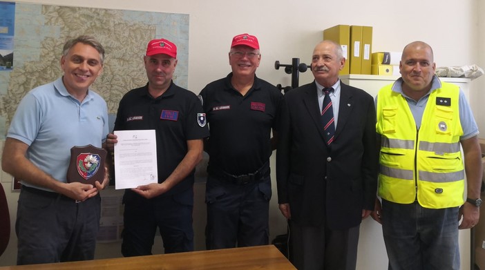 Parco delle Alpi Liguri e Associazione Nazionale Carabinieri uniti per il presidio del territorio Parco delle Alpi Liguri e Associazione Nazionale Carabinieri uniti per il presidio del territorio