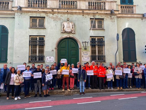 Bolzaneto, riaprirà il palazzo municipale di via Pastorino: "Un risultato della comunità" Bolzaneto, riaprirà il palazzo municipale di via Pastorino: "Un risultato della comunità"