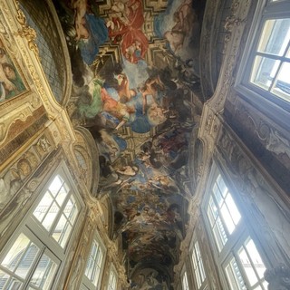 Riapre al pubblico la galleria con gli affreschi barocchi di Palazzo Balbi Senarega (foto e video)
