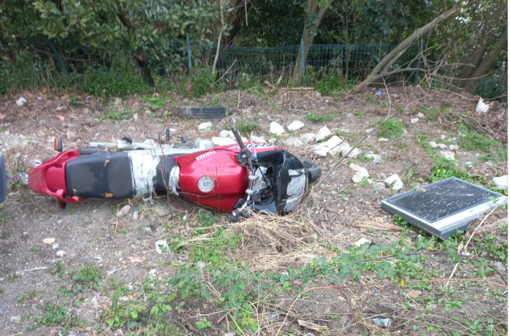 Val Bisagno, la Polizia Locale rimuove altri 34 veicoli abbandonati (Foto)