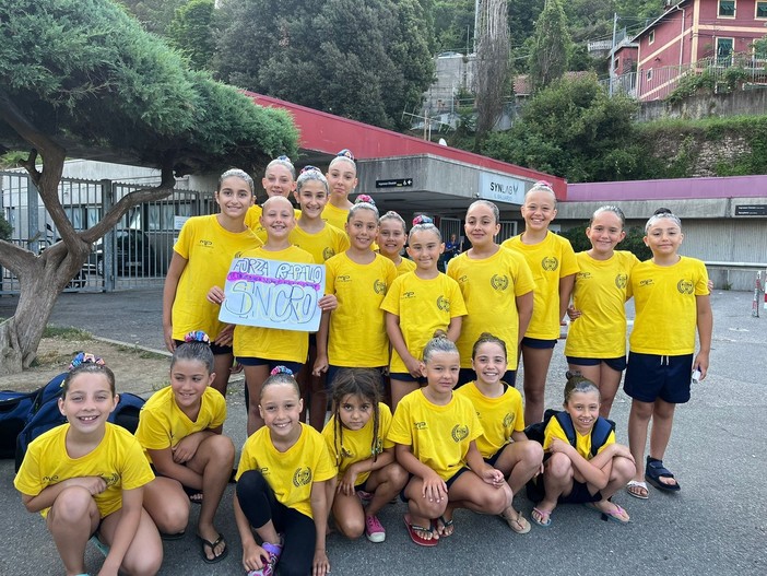 Rapallo Nuoto, trionfo per le ragazze del sincro al campionato regionale