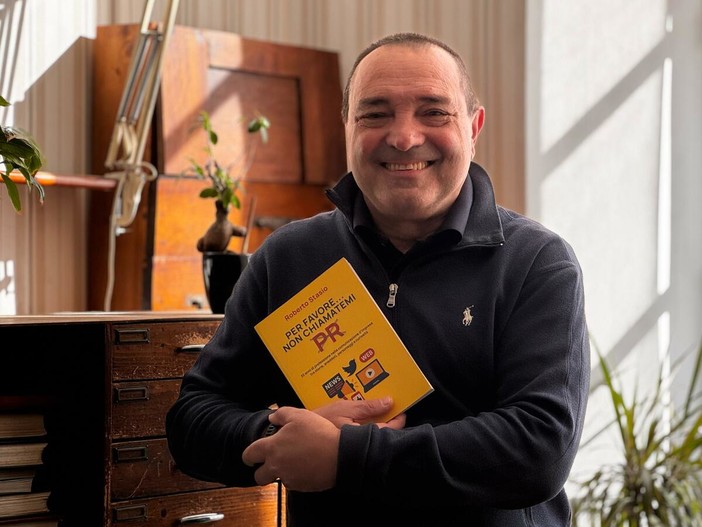 “Per favore… non chiamatemi PR”: Roberto Stasio racconta la comunicazione con cuore e ironia “Per favore… non chiamatemi PR”: Roberto Stasio racconta la comunicazione con cuore e ironia