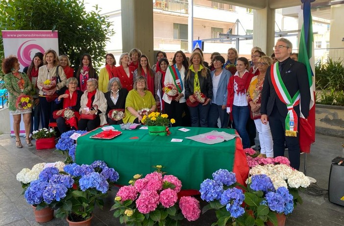 Recco, il sindaco Gandolfo fa il punto sull'attività dell'assessorato ai Servizi Sociali Recco, il sindaco Gandolfo fa il punto sull'attività dell'assessorato ai Servizi Sociali