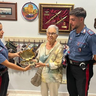 Nervi, finto carabiniere truffa un’anziana: arrestate due persone Nervi, finto carabiniere truffa un’anziana: arrestate due persone