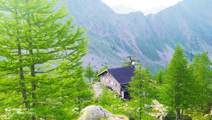 Tra storia e vie di arrampicata, il rifugio Zanotti, custodito da Gianfranco Caforio del Cai ligure di Genova (VIDEO)