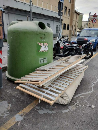 Cornigliano e Sestri Ponente, raffica di sanzioni contro l’abbandono dei rifiuti