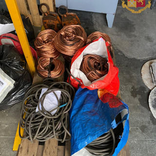 Ruba sul posto di lavoro due quintali di rame. Arrestato operaio 37enne