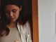 Utente moderno di app di appuntamenti: preferisce risparmiare denaro, comunicare in chat video, pronto per relazioni a distanza Utente moderno di app di appuntamenti: preferisce risparmiare denaro, comunicare in chat video, pronto per relazioni a distanza