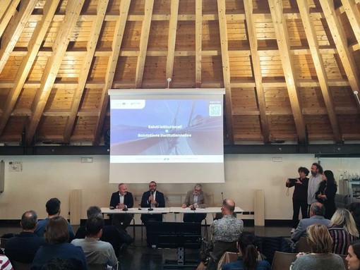 Il progetto transfrontaliero "Neptune Evolution" al Genova Blue District con l'assessore Ripamonti Il progetto transfrontaliero "Neptune Evolution" al Genova Blue District con l'assessore Ripamonti