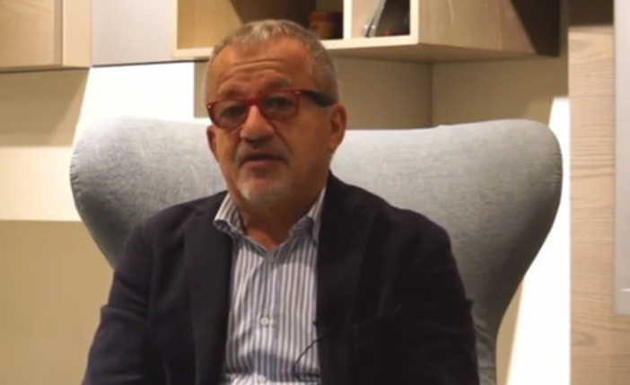 E' morto Roberto Maroni E' morto Roberto Maroni