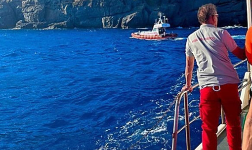 Tragedia in mare a Chiavari, una delle due persone soccorse davanti a Torre Fara è deceduta