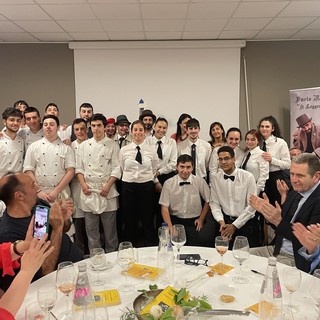 Celebrazioni per il commissario Maigret a Genova, lo spettacolo a cena è firmato da un autore ligure