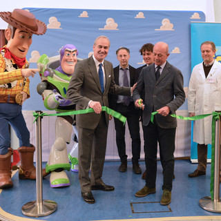 Disney/Pixar cambia volto alla sala risonanza magnetica del Gaslini
