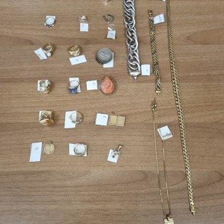 Truffe agli anziani con la tecnica del finto parente, i carabinieri arrestano una 27enne polacca. Sequestrati oro e contanti per 14mila euro (FOTO)