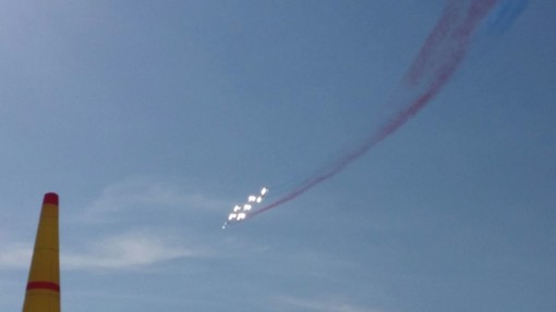 Molti liguri hanno scelto Cannes per la Red Bull Air Race (foto e video) Molti liguri hanno scelto Cannes per la Red Bull Air Race (foto e video)