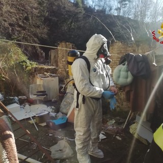 I Vigili del fuoco scoprono una salma a Mele in località Biscaccia [FOTO]