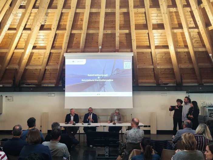 Il progetto transfrontaliero "Neptune Evolution" al Genova Blue District con l'assessore Ripamonti Il progetto transfrontaliero "Neptune Evolution" al Genova Blue District con l'assessore Ripamonti