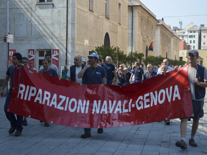 Gianni Pastorino: "Sicurezza in Porto, nuovo sollecito per la riapertura dell’ambulatorio alle Riparazioni Navali di Genova" Gianni Pastorino: "Sicurezza in Porto, nuovo sollecito per la riapertura dell’ambulatorio alle Riparazioni Navali di Genova"