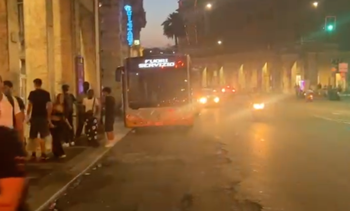 Rissa sul bus in via Cantore, i sindacati: “Sicurezza prioritaria, con mezzi sovraffollati aumenta il rischio di aggressioni”