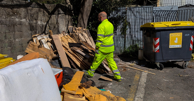 Tari, il Comune di Genova è al lavoro per evitare gli aumenti. Ma preoccupa il bilancio di Amiu Tari, il Comune di Genova è al lavoro per evitare gli aumenti. Ma preoccupa il bilancio di Amiu
