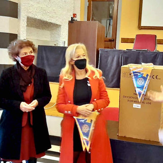 Il Rotary Club Genova Golfo Paradiso ha donato un concentratore di ossigeno al Centro Benedetto Acquarone