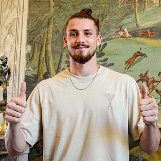 Radu Dragusin è il nuovo acquisto del Genoa, l'ex Juve ha firmato questa mattina Radu Dragusin è il nuovo acquisto del Genoa, l'ex Juve ha firmato questa mattina