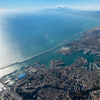 Arriva il piano per il rilancio del porto di Genova: più di un miliardo di investimenti