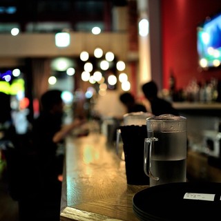 Cena al chiuso e caffè al bancone: l'Italia "gialla" allenta le misure