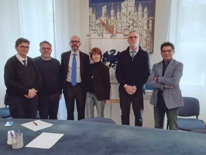 SNAG Confcommercio: a Genova incontro tra i vertici nazionali, regionali e provinciali sull’evoluzione della rete delle edicole SNAG Confcommercio: a Genova incontro tra i vertici nazionali, regionali e provinciali sull’evoluzione della rete delle edicole