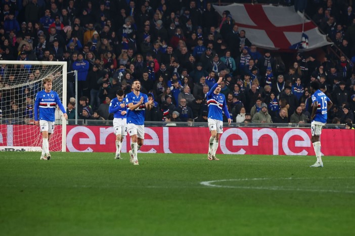Sampdoria, è un incubo senza fine. Riccio illude, il Cesena ribalta tutto con Antonucci e Donnarumma: blucerchiati sempre più nel baratro Sampdoria, è un incubo senza fine. Riccio illude, il Cesena ribalta tutto con Antonucci e Donnarumma: blucerchiati sempre più nel baratro