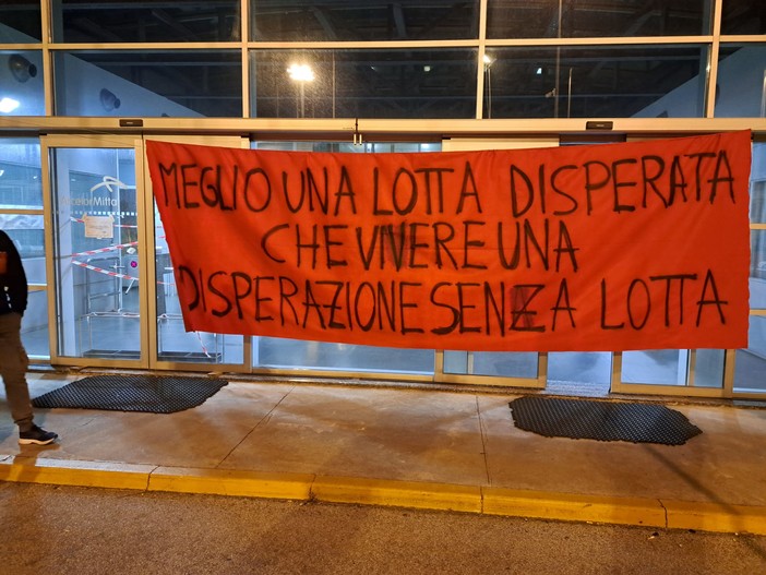 Ex Ilva, Azione Liguria e Puglia: "Preoccupazione, solidarietà ai lavoratori" Ex Ilva, Azione Liguria e Puglia: "Preoccupazione, solidarietà ai lavoratori"