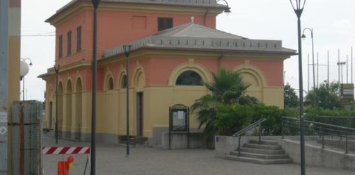 Pra’, una raccolta firme per far nascere una biblioteca negli spazi dell’ex stazione ferroviaria