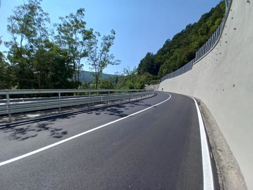 Riaperta a doppio senso dopo 6 mesi la SS35 dei Giovi (Video) Riaperta a doppio senso dopo 6 mesi la SS35 dei Giovi (Video)