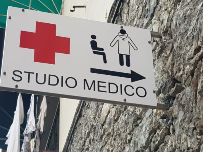 Coronavirus, Stimamiglio (Fimmg): "Abbiamo chiesto i kit sanitari anche per i medici"