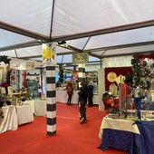 Torna il Natale solidale a Genova, al via il Mercatino di San Nicola 2025