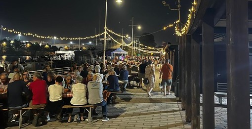 Pra’, grande successo per la ‘Serata Insieme’: oltre centottanta i partecipanti. Il ricavato sosterrà i giovani nello sport Pra’, grande successo per la ‘Serata Insieme’: oltre centottanta i partecipanti. Il ricavato sosterrà i giovani nello sport