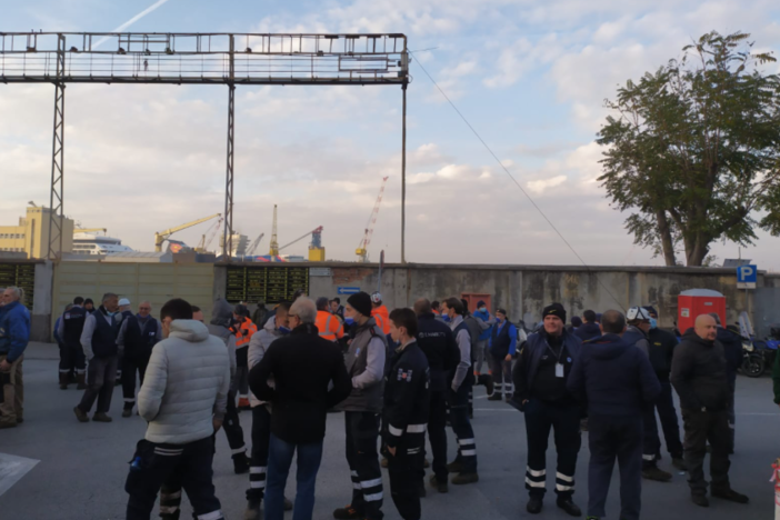 Trattativa contratti di lavoro, presidio Somministrati Porto di Genova venerdì 26 novembre. Sindacati: "Il tempo è scaduto"