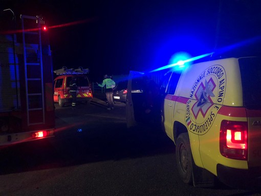 Si perdono al lago del Brugneto per cercare il cane disperso: recuperate da Soccorso Alpino e Vigilo del Fuoco Si perdono al lago del Brugneto per cercare il cane disperso: recuperate da Soccorso Alpino e Vigilo del Fuoco