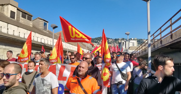 Sciopero dei lavoratori del Gruppo Unipol contro il rientro obbligatorio dal lavoro agile