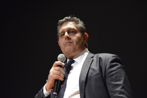 Cairo, il presidente Toti presente alla firma del "Patto per la sicurezza stradale della Val Bormida" Cairo, il presidente Toti presente alla firma del "Patto per la sicurezza stradale della Val Bormida"