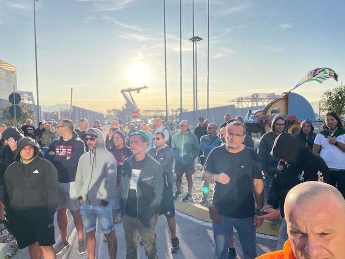 Ex Ilva, Fiom: "Per salvare occupazione e reddito pronti a rivedere Accordo di Programma del 2005"