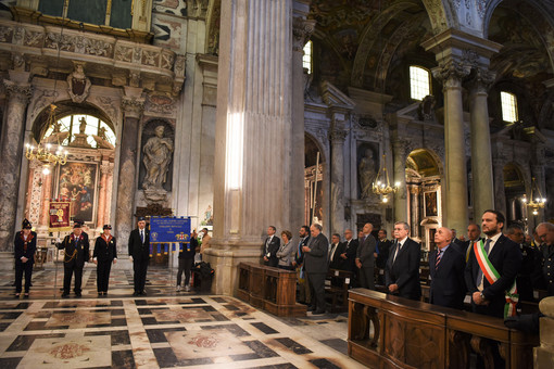 Stamane la Polizia ha celebrato la ricorrenza del patrono San michele Arcangelo Stamane la Polizia ha celebrato la ricorrenza del patrono San michele Arcangelo