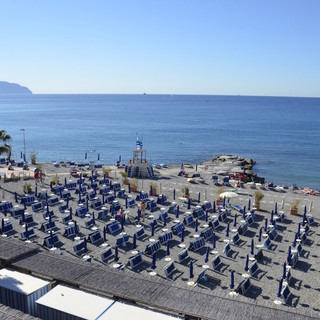 Balneari, il ministro Boccia: "Entro 45 giorni Dpcm, stop alle infrazioni"