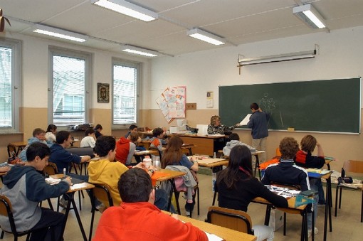 Scuola, in consegna in Liguria 1334 borse di studio pari a 823mila euro
