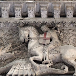 Aprile con EnjoyGenova: dai grandi classici della città ai tesori di Chiavari, fino alla novità tra storie e leggende sulle tracce di San Giorgio