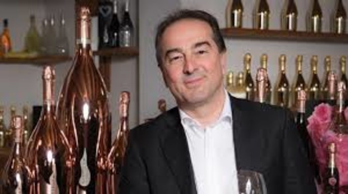 Wine searcher premia Bottega Gold quale miglior prosecco al mondo